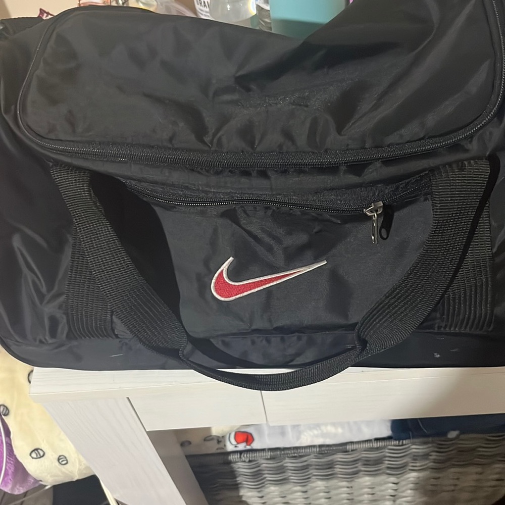 nike duffel bag:)